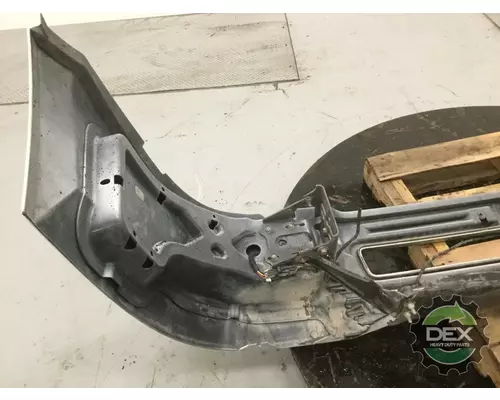 VOLVO VNL version 2 Bumper Assembly, Front