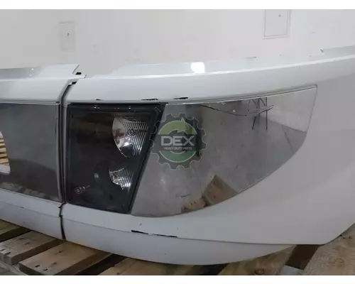 VOLVO VNL version 2 Bumper Assembly, Front
