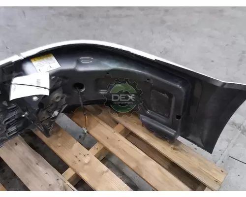 VOLVO VNL version 2 Bumper Assembly, Front