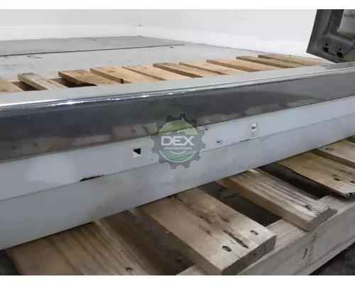 VOLVO VNL version 2 Bumper Assembly, Front