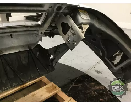 VOLVO VNL version 2 Bumper Assembly, Front