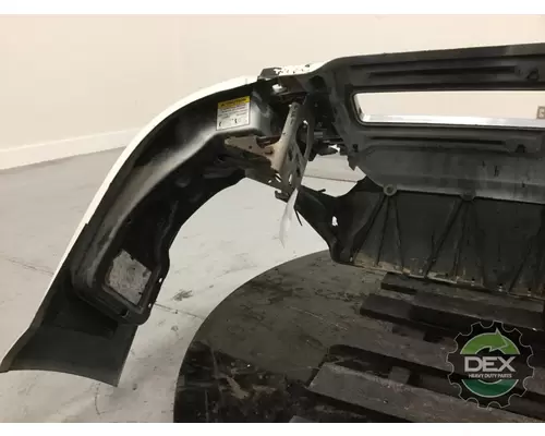VOLVO VNL version 2 Bumper Assembly, Front
