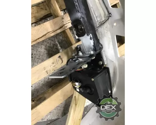 VOLVO VNL version 2 Bumper Assembly, Front