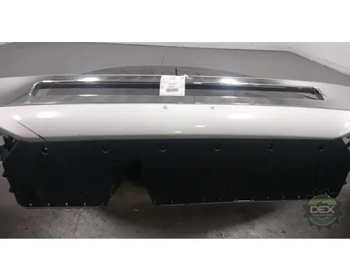 VOLVO VNL version 2 Bumper Assembly, Front
