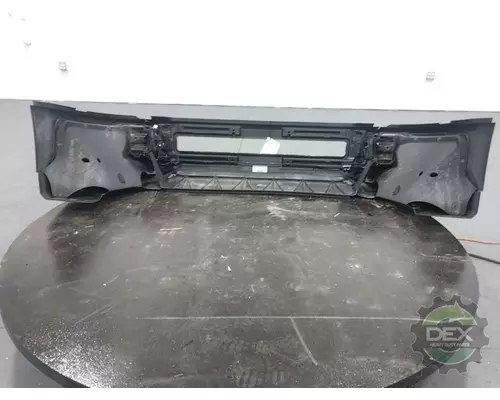VOLVO VNL version 2 Bumper Assembly, Front