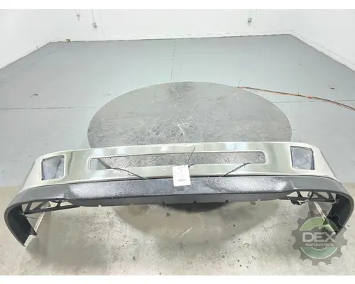VOLVO VNL version 2 Bumper Assembly, Front