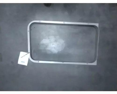 VOLVO VNL200 Back Glass
