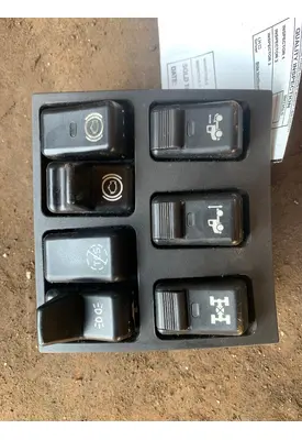 VOLVO VNL200 Dash Panel