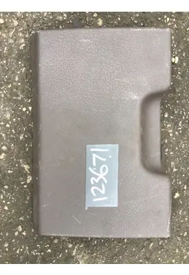 VOLVO VNL200 Door Panel (Trim)