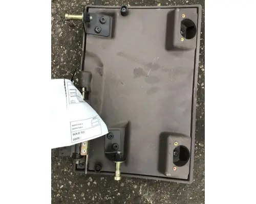 VOLVO VNL200 Door Panel (Trim)