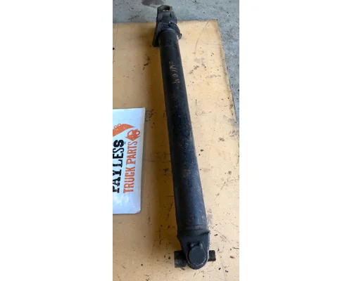 VOLVO VNL200 Drive Shaft, Rear