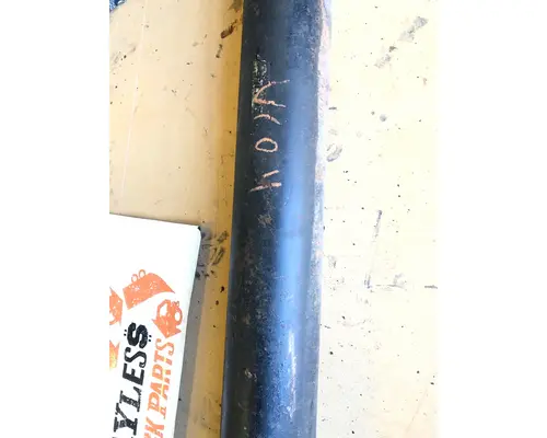 VOLVO VNL200 Drive Shaft, Rear