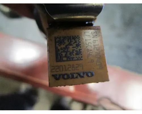 VOLVO VNL200 Fuel Injector