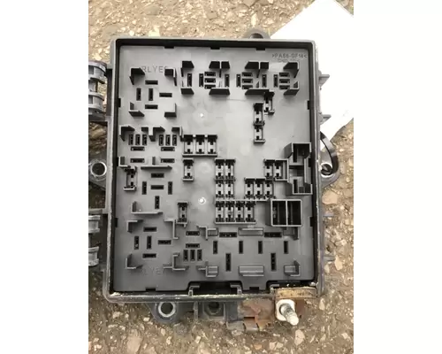 VOLVO VNL200 Fuse Box