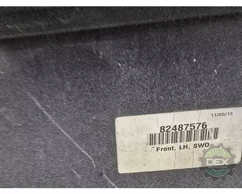 VOLVO VNL300 1644 bulb socket