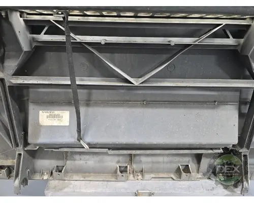 VOLVO VNL300 1644 bulb socket