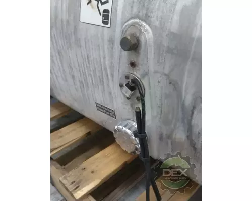 VOLVO VNL300 2341 fuel tank