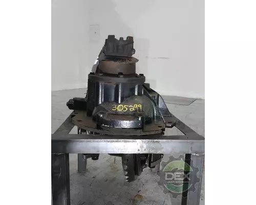 VOLVO VNL300 4653 differential, complete