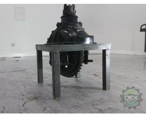 VOLVO VNL300 4653 differential, complete