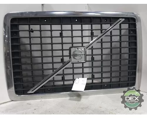 VOLVO VNL300 8231 radiator grille