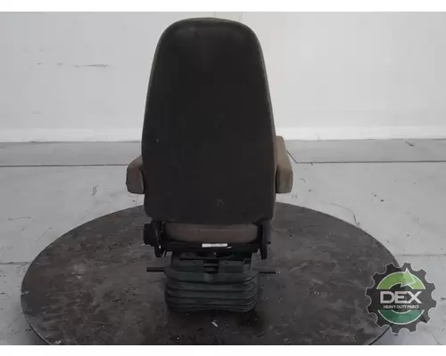 VOLVO VNL300 8521 front seat, complete