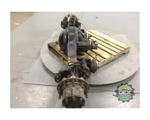 VOLVO VNL300 Axle Assembly, Rear (Single or Rear)