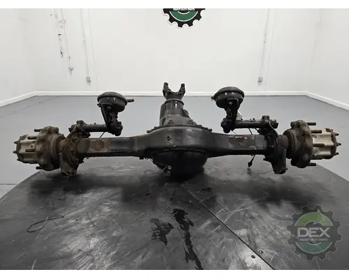 VOLVO VNL300 Axle Assembly, Rear (Single or Rear)