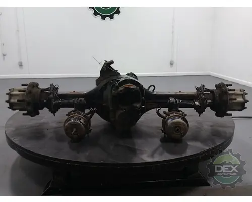 VOLVO VNL300 Axle Assembly, Rear (Single or Rear)