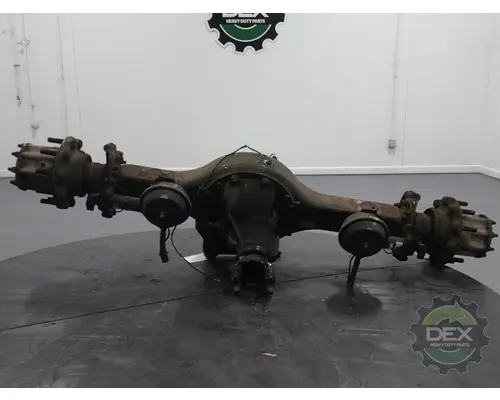 VOLVO VNL300 Axle Assembly, Rear (Single or Rear)