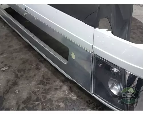 VOLVO VNL300 Bumper Assembly, Front