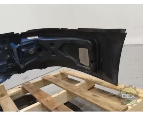 VOLVO VNL300 Bumper Assembly, Front