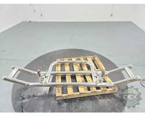 VOLVO VNL300 Bumper Assembly, Front