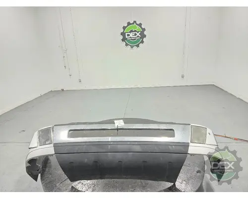 VOLVO VNL300 Bumper Assembly, Front