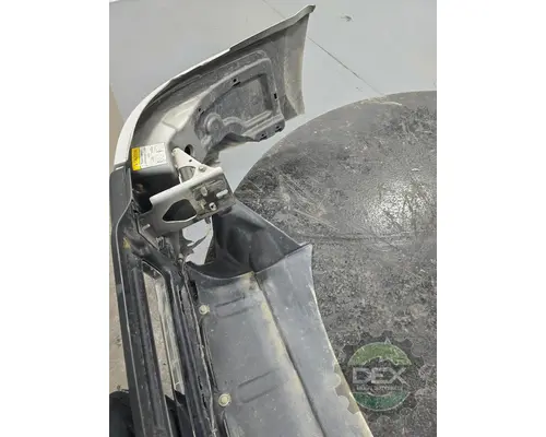 VOLVO VNL300 Bumper Assembly, Front