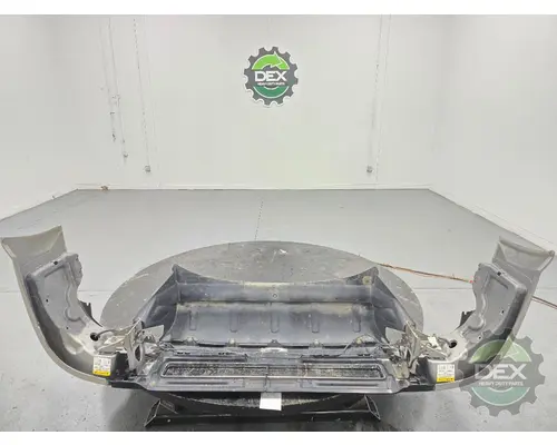 VOLVO VNL300 Bumper Assembly, Front