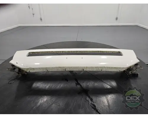 VOLVO VNL300 Bumper Assembly, Front