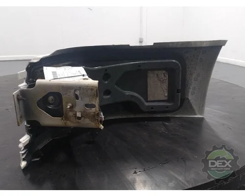 VOLVO VNL300 Bumper Assembly, Front