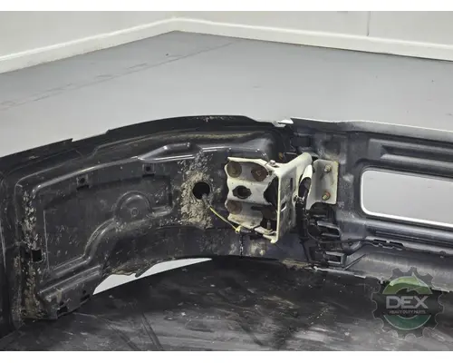 VOLVO VNL300 Bumper Assembly, Front