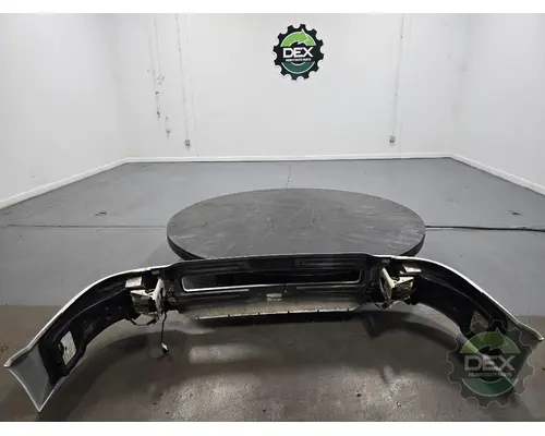 VOLVO VNL300 Bumper Assembly, Front