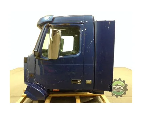 VOLVO VNL300 Cab