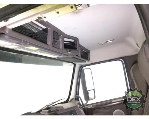 VOLVO VNL300 Cab