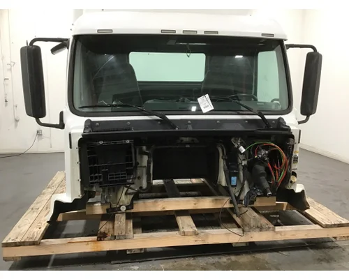 VOLVO VNL300 Cab