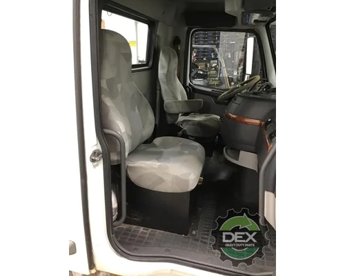 VOLVO VNL300 Cab