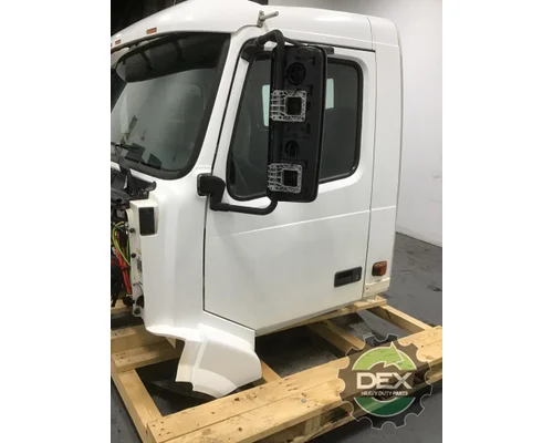 VOLVO VNL300 Cab
