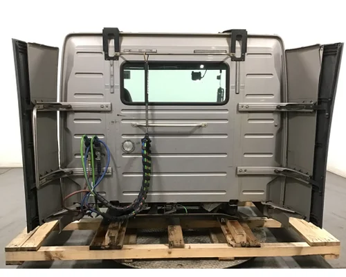 VOLVO VNL300 Cab