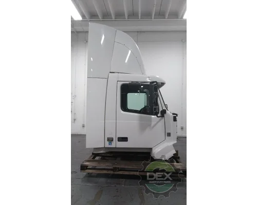 VOLVO VNL300 Cab