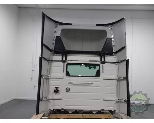 VOLVO VNL300 Cab