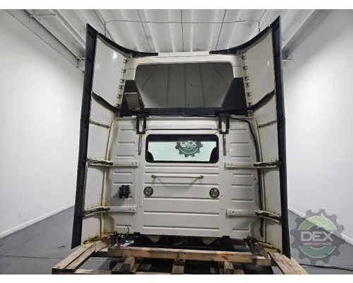 VOLVO VNL300 Cab