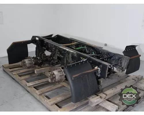 VOLVO VNL300 Cutoff Assembly (Housings & Suspension Only)
