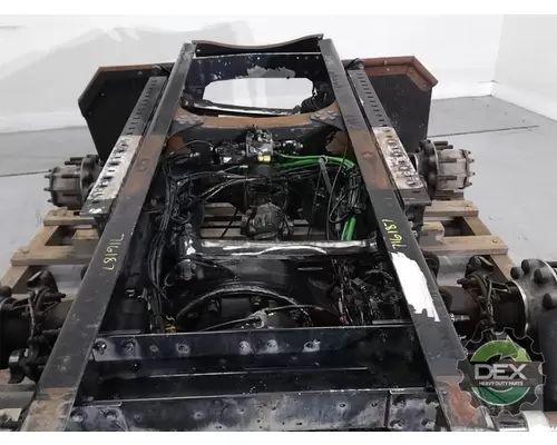VOLVO VNL300 Cutoff Assembly (Housings & Suspension Only)